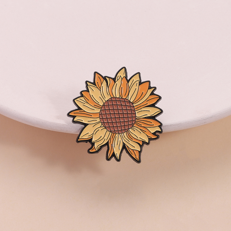 Weird Fly Agaric Mushroom Enam - огляд і ціна Flower Frog Pin